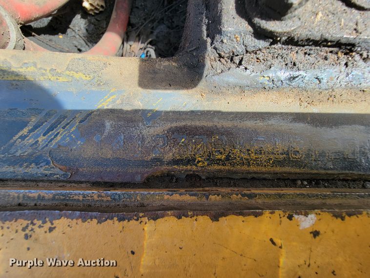 image for item FL9170 2000 New Holland TS100  tractor