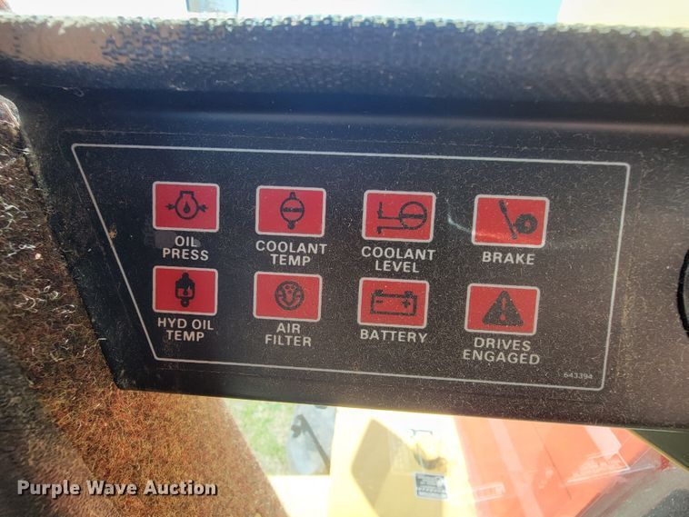 image for item FL9203 1998 New Holland TR96  RWA combine