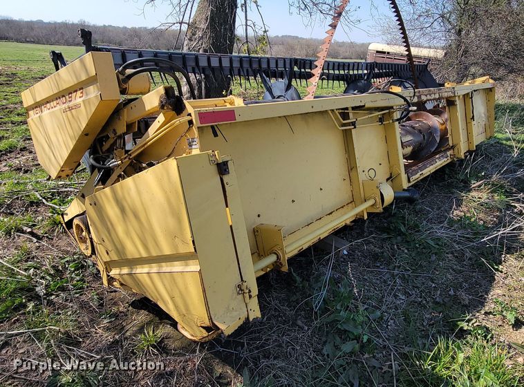 image for item FL9203 1998 New Holland TR96  RWA combine