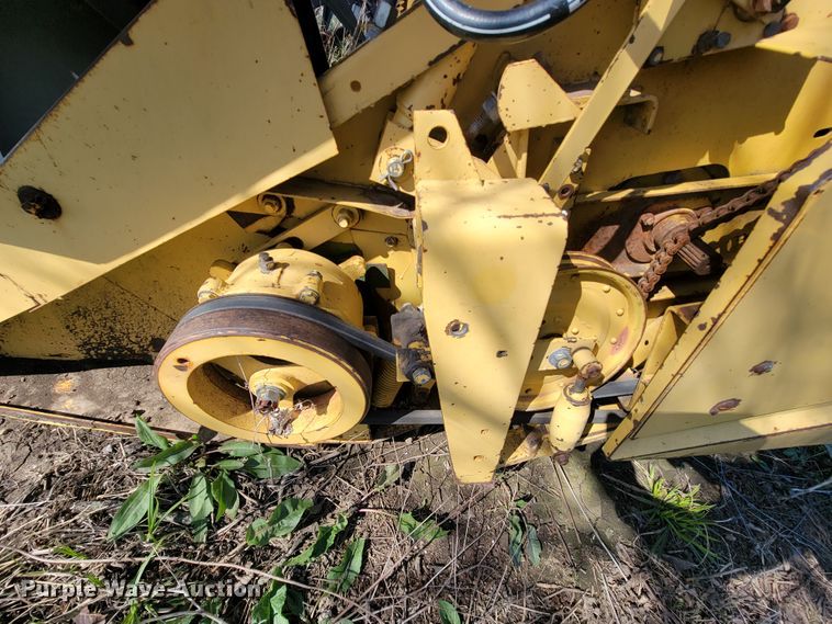 image for item FL9203 1998 New Holland TR96  RWA combine