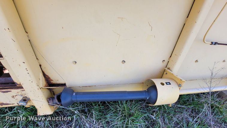 image for item FL9203 1998 New Holland TR96  RWA combine