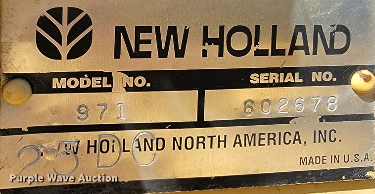 image for item FL9203 1998 New Holland TR96  RWA combine