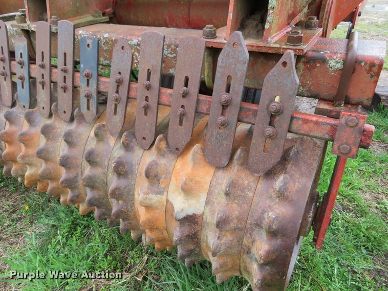 image for item FP9251 Remlinger RTC-600  field cultivator