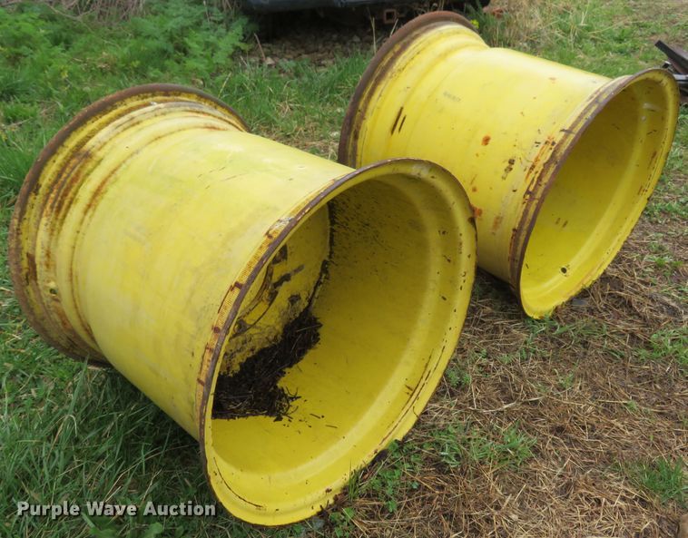 image for item FP9252 (2) John Deere wheels