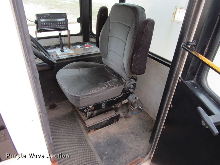 image for item GC9883 Tyler 4300  applicator