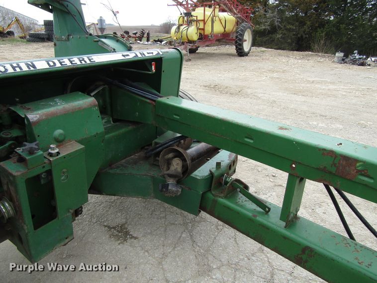 image for item GC9894 1990 John Deere 3970  forage harvester