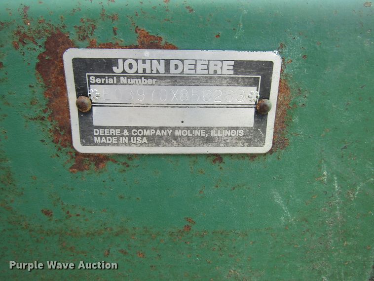 image for item GC9894 1990 John Deere 3970  forage harvester