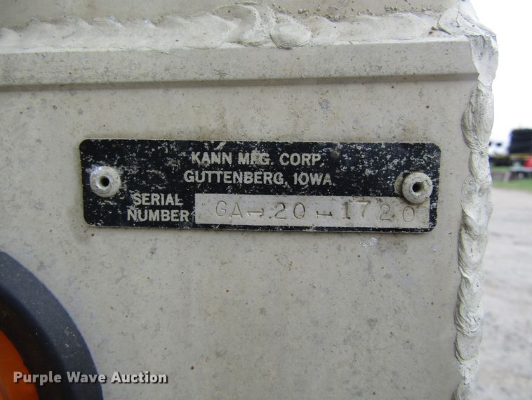 image for item GC9896 1984 Ford L8000  grain truck