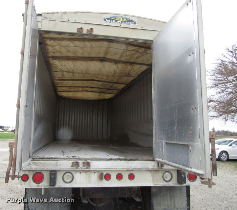 image for item GC9896 1984 Ford L8000  grain truck