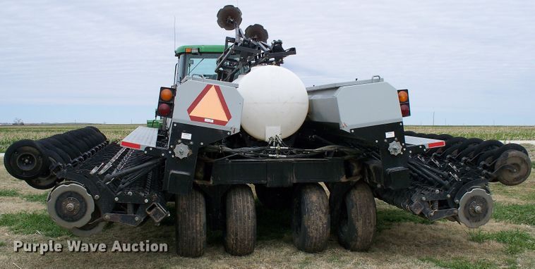 image for item GQ9528 2007 CrustBuster 4030  no-till grain drill
