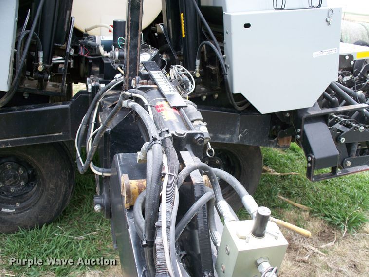 image for item GQ9528 2007 CrustBuster 4030  no-till grain drill