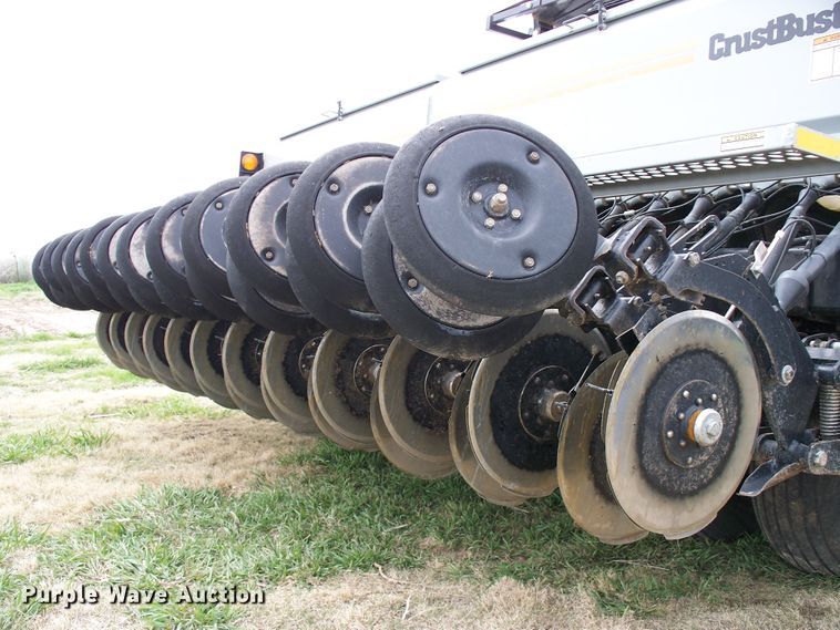 image for item GQ9528 2007 CrustBuster 4030  no-till grain drill