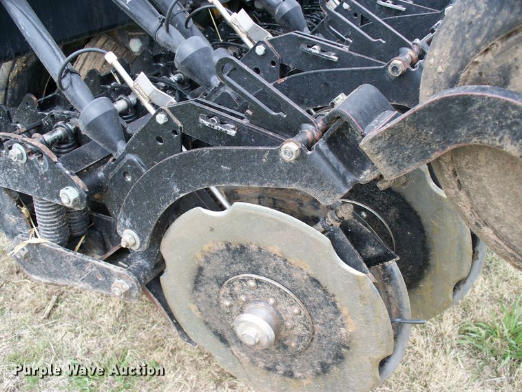 image for item GQ9528 2007 CrustBuster 4030  no-till grain drill