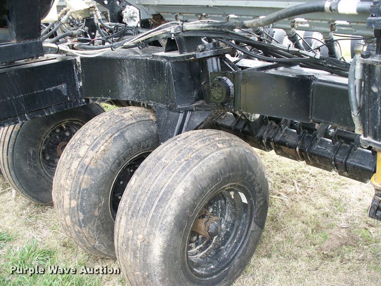 image for item GQ9528 2007 CrustBuster 4030  no-till grain drill