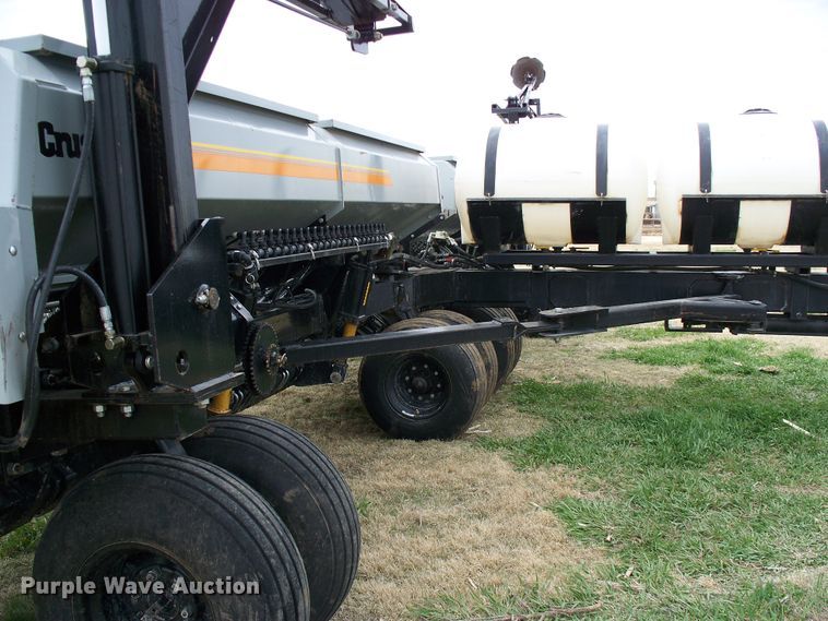image for item GQ9528 2007 CrustBuster 4030  no-till grain drill