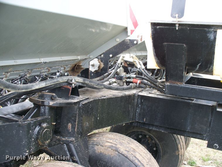 image for item GQ9528 2007 CrustBuster 4030  no-till grain drill