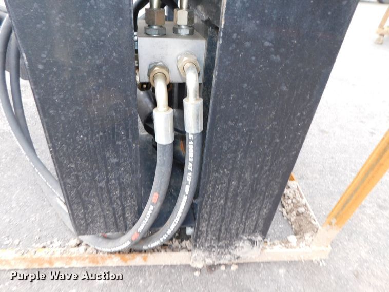 image for item HX9258 2020 TopCat BDRC 42"W skid steer boom rotary mower