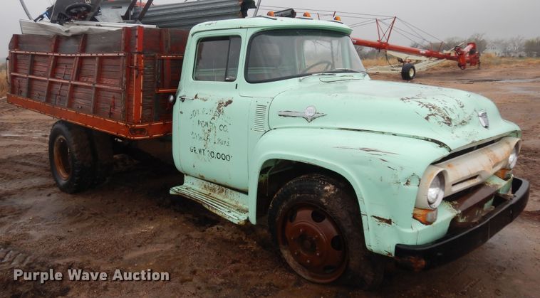 image for item ID9747 1956 Ford F600  grain truck