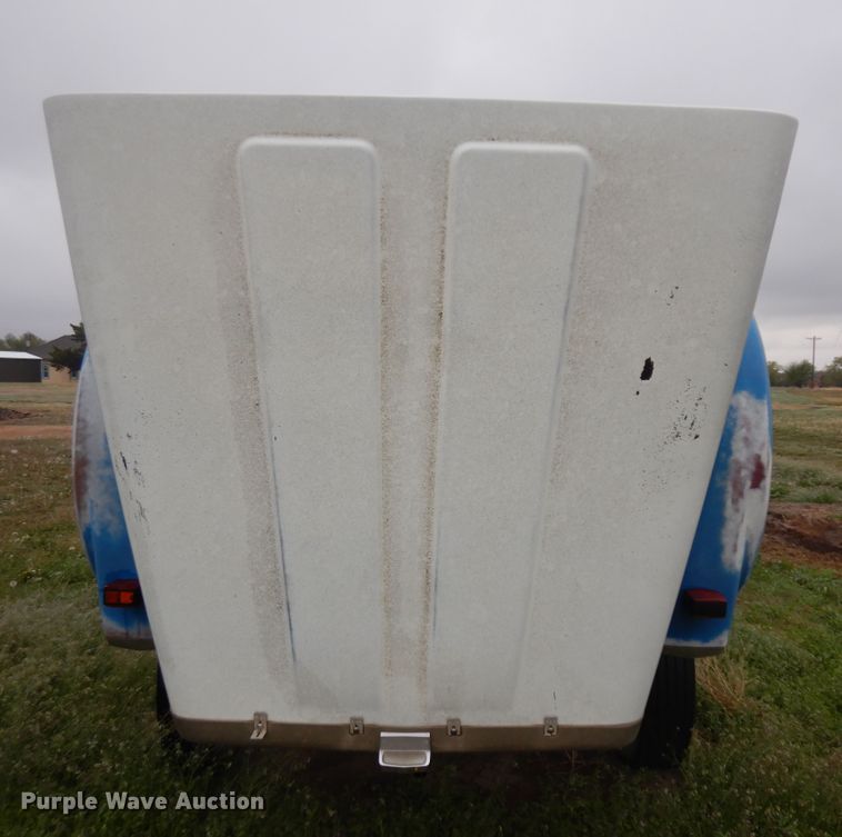 image for item ID9750 1987 International F9370  tank truck