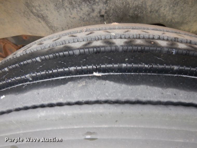 image for item ID9750 1987 International F9370  tank truck