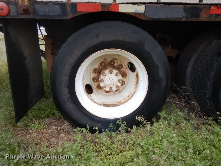 image for item ID9750 1987 International F9370  tank truck