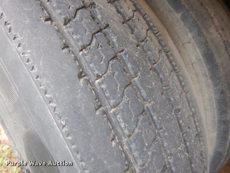 image for item ID9750 1987 International F9370  tank truck