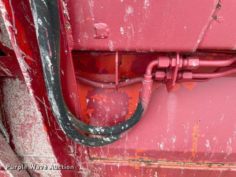 image for item II9388 Massey Ferguson 2381  rigid head