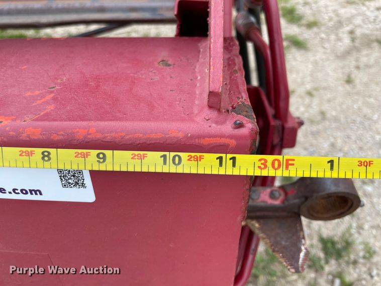 image for item II9388 Massey Ferguson 2381  rigid head