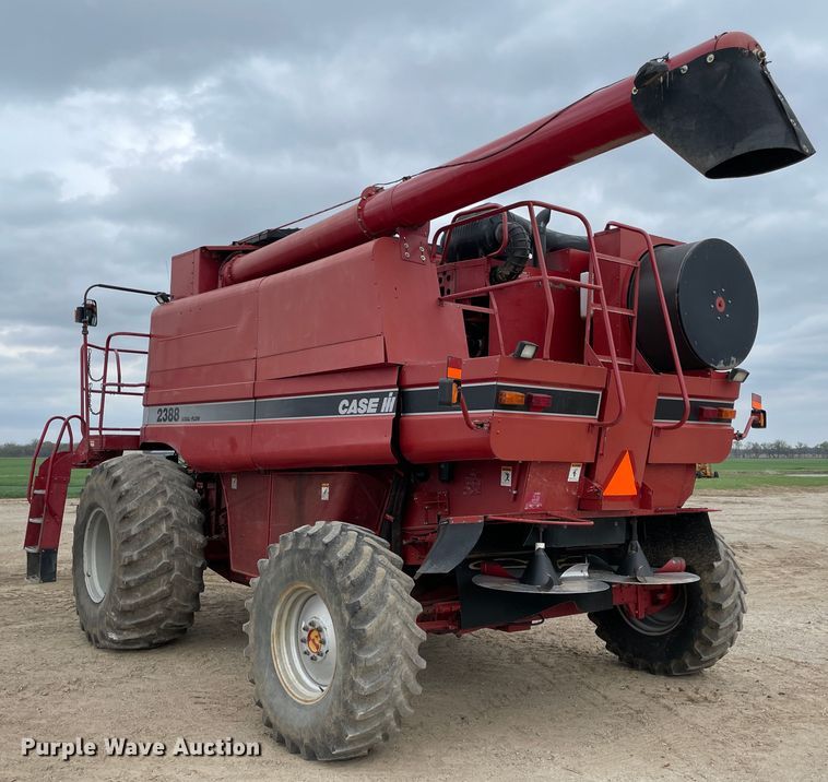 image for item II9391 2002 Case IH 2388  combine