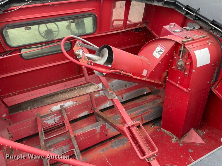 image for item II9391 2002 Case IH 2388  combine