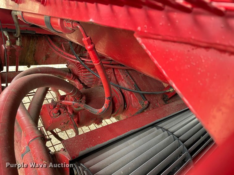 image for item II9391 2002 Case IH 2388  combine