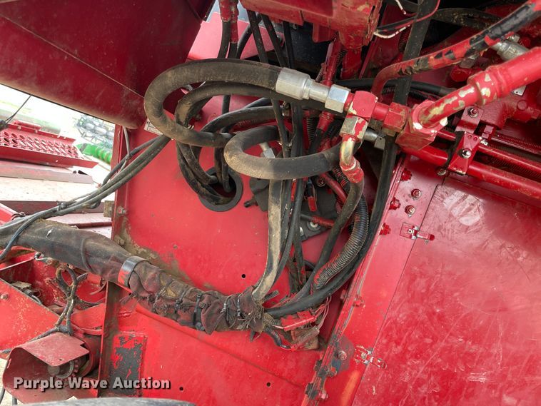 image for item II9391 2002 Case IH 2388  combine