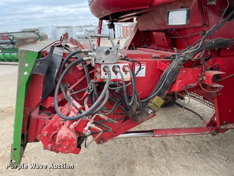 image for item II9391 2002 Case IH 2388  combine
