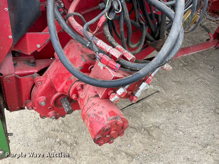 image for item II9391 2002 Case IH 2388  combine