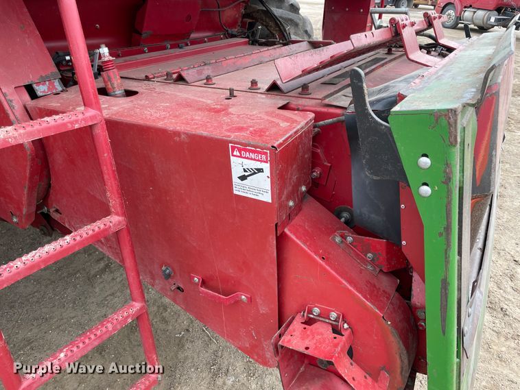 image for item II9391 2002 Case IH 2388  combine