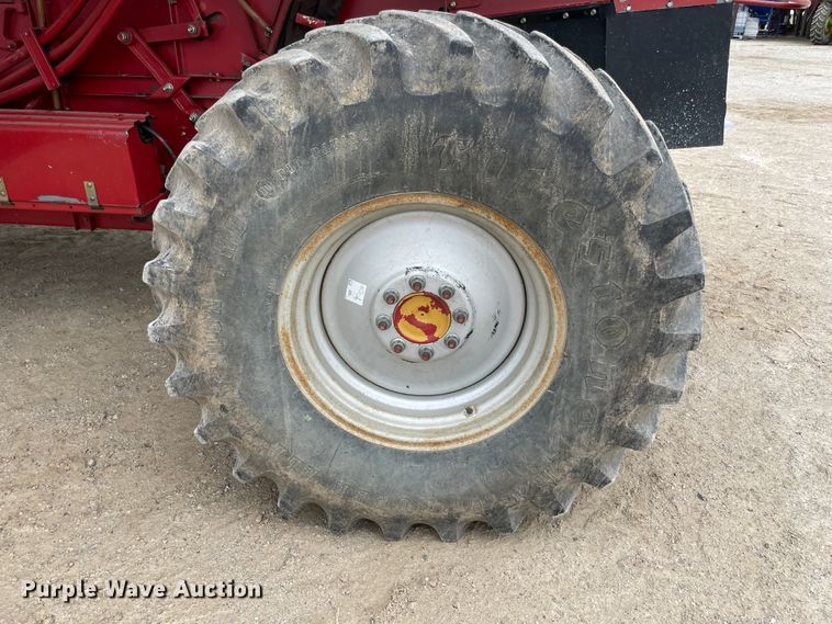 image for item II9391 2002 Case IH 2388  combine