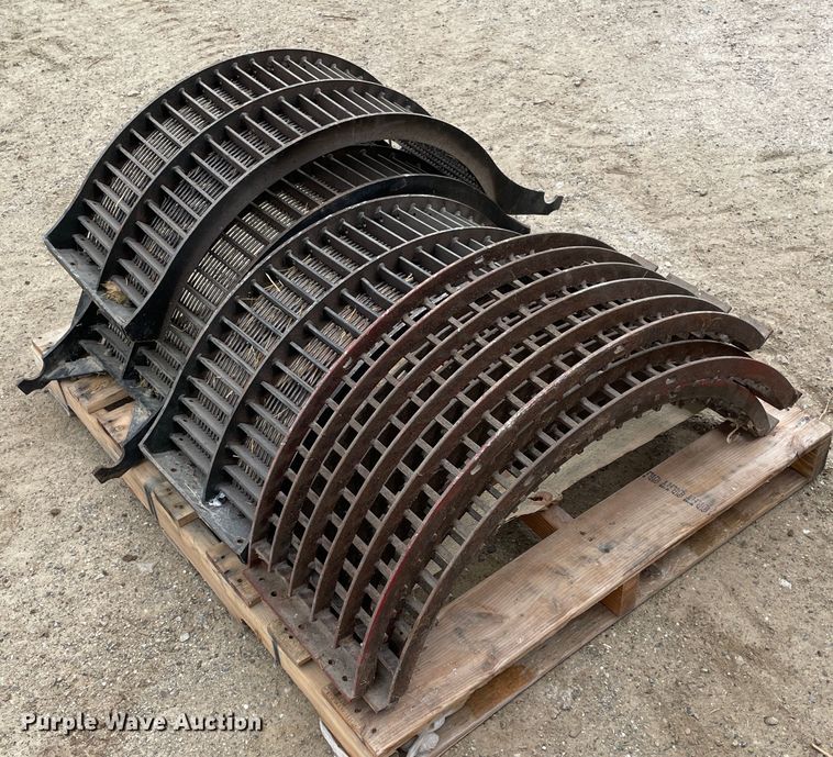 image for item II9391 2002 Case IH 2388  combine