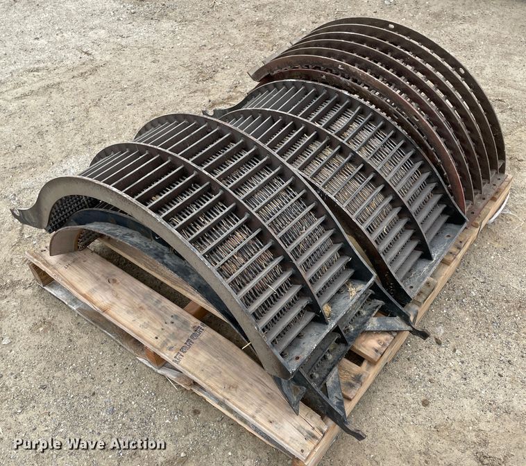 image for item II9391 2002 Case IH 2388  combine