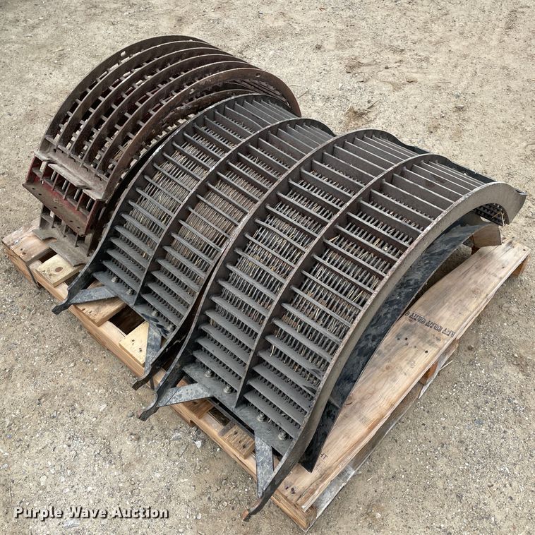 image for item II9391 2002 Case IH 2388  combine