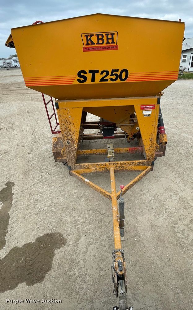 image for item II9392 KBH ST250 seed tender