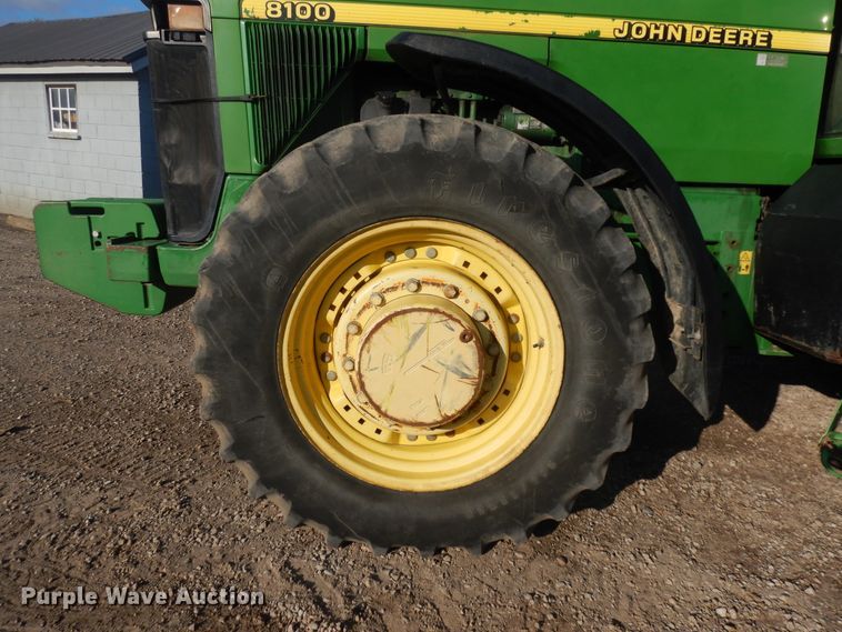 image for item IP9116 1997 John Deere 8100  MFWD tractor