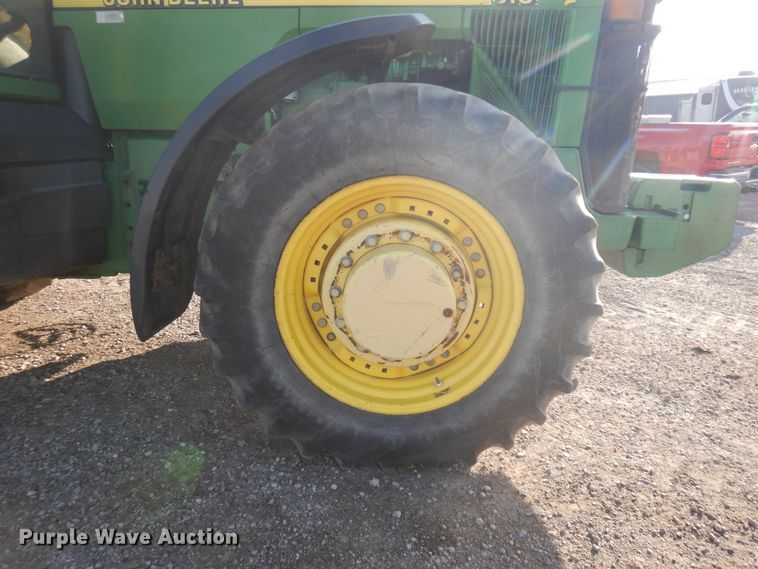 image for item IP9116 1997 John Deere 8100  MFWD tractor