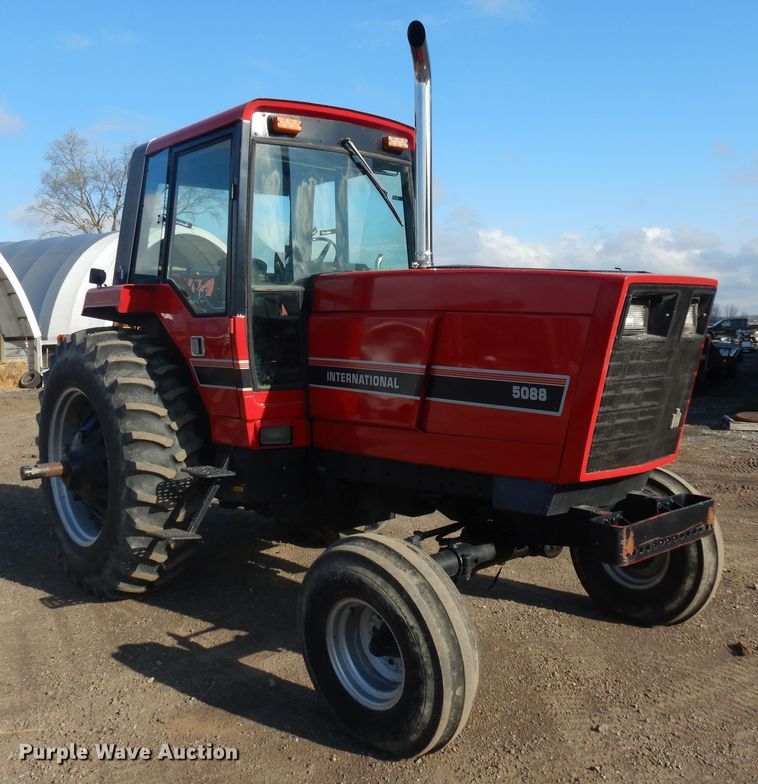 image for item IP9119 International 5088  tractor