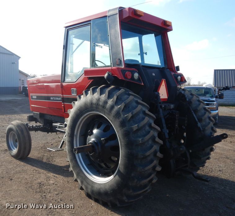 image for item IP9119 International 5088  tractor