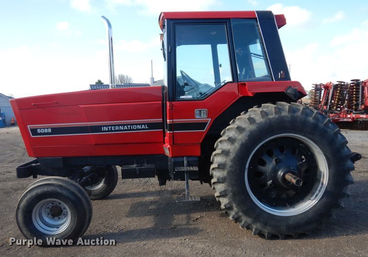 image for item IP9119 International 5088  tractor