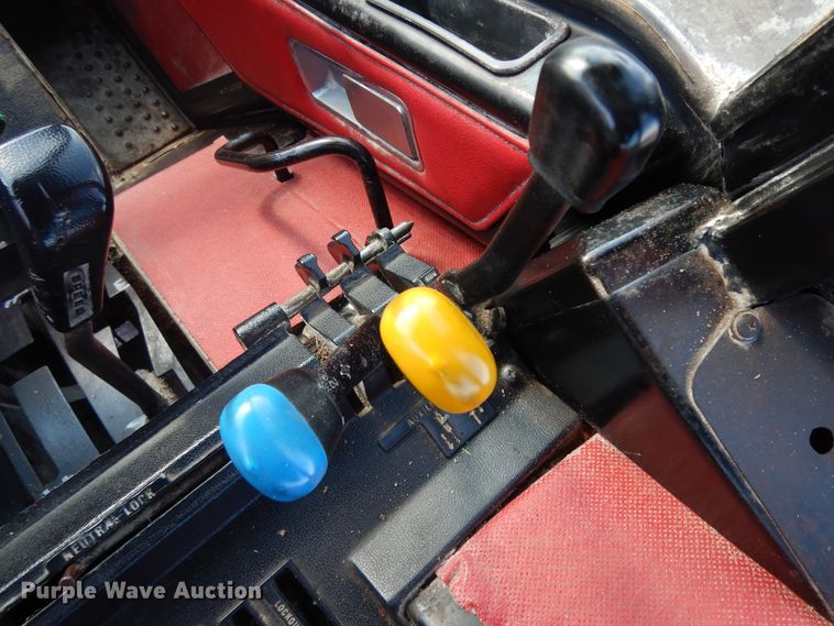 image for item IP9119 International 5088  tractor