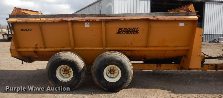 image for item IP9121 Knight 8024  manure spreader
