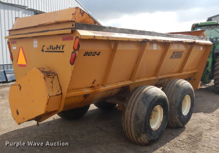 image for item IP9121 Knight 8024  manure spreader