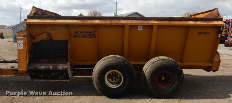 image for item IP9121 Knight 8024  manure spreader