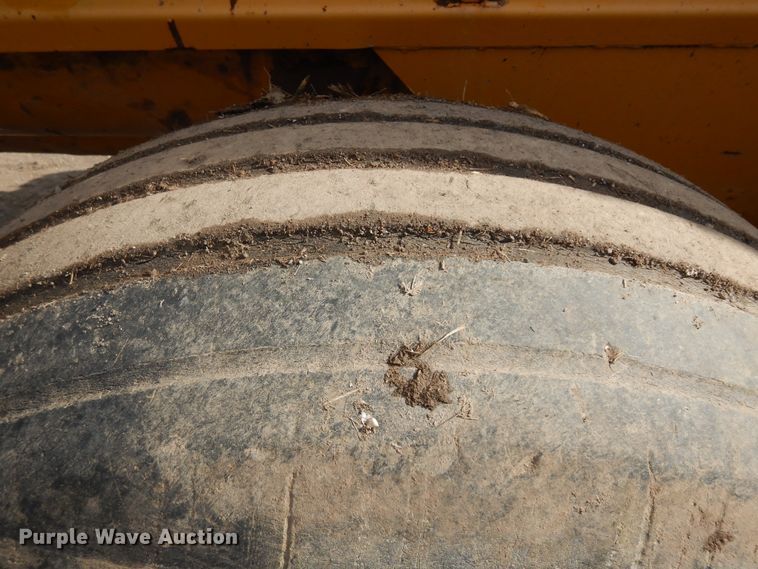 image for item IP9121 Knight 8024  manure spreader